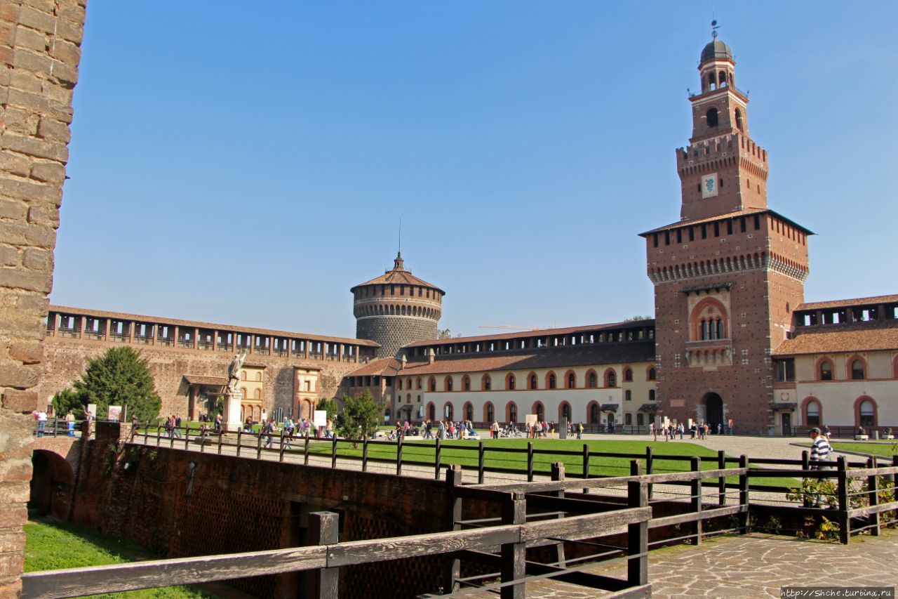 Замок Сфорца / Castello Sforzesco