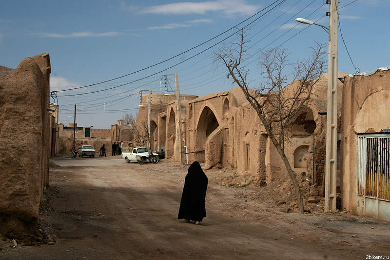 Пески и города Купайя, Иран