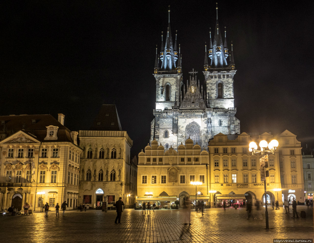 Смотрите Прагу ночью Прага, Чехия