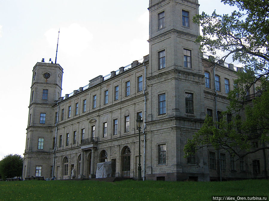 Гатчинский дворец был возведён по проекту архитектора Антонио Ринальди. Гатчина, Россия