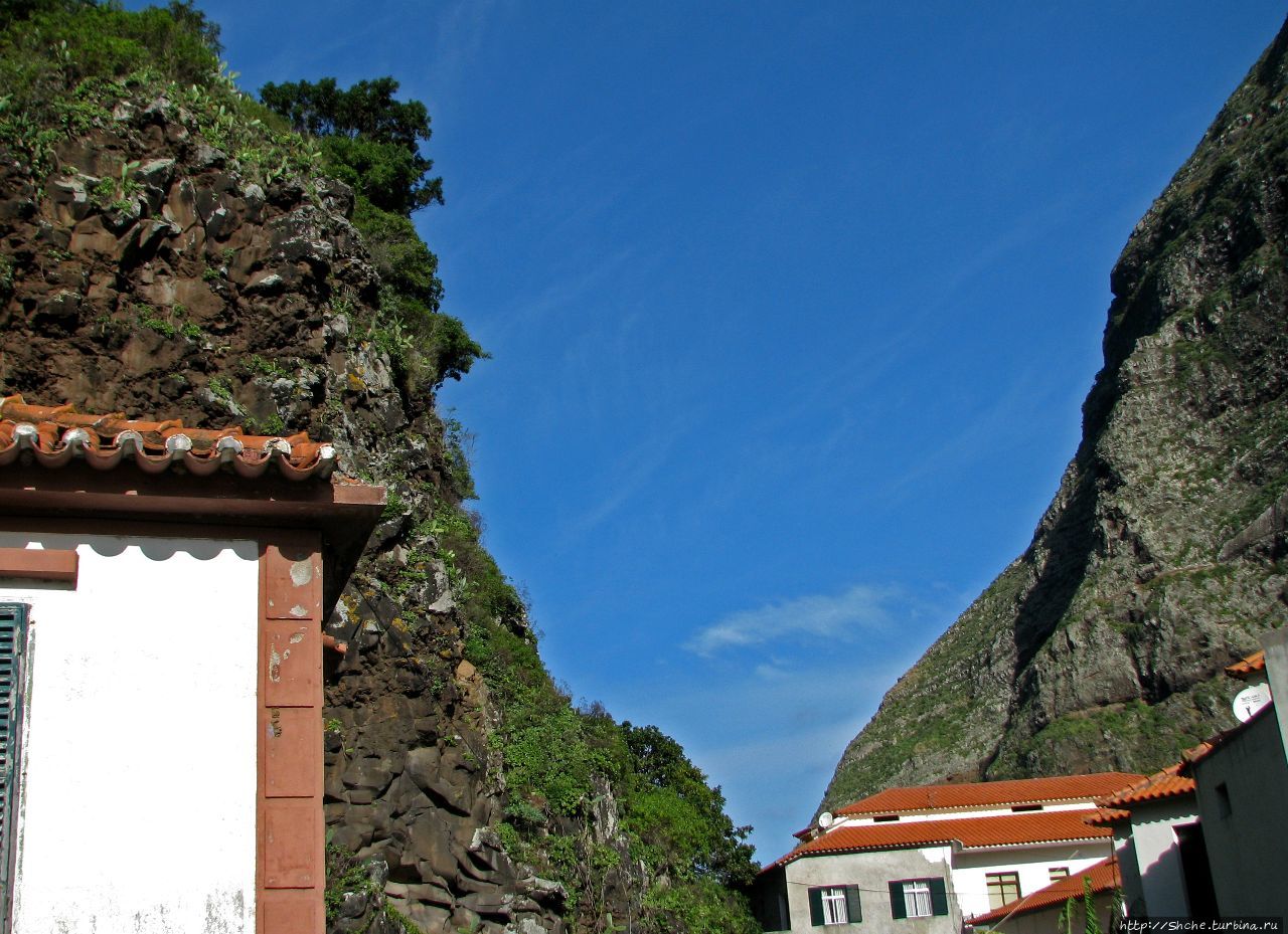 Рибейра Брава. В каменном мешке Рибейра-Брава, Португалия
