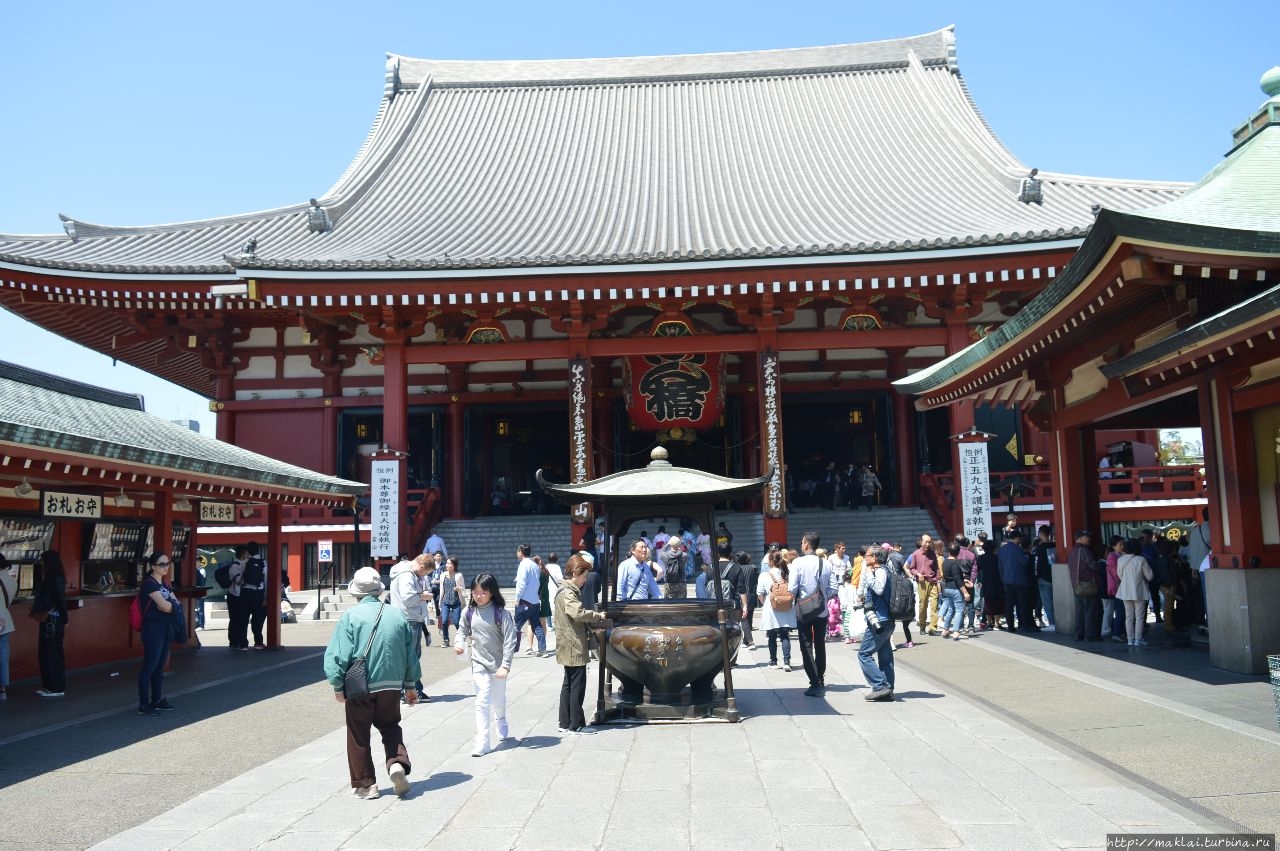 Храм Сэнсодзи Токио, Япония