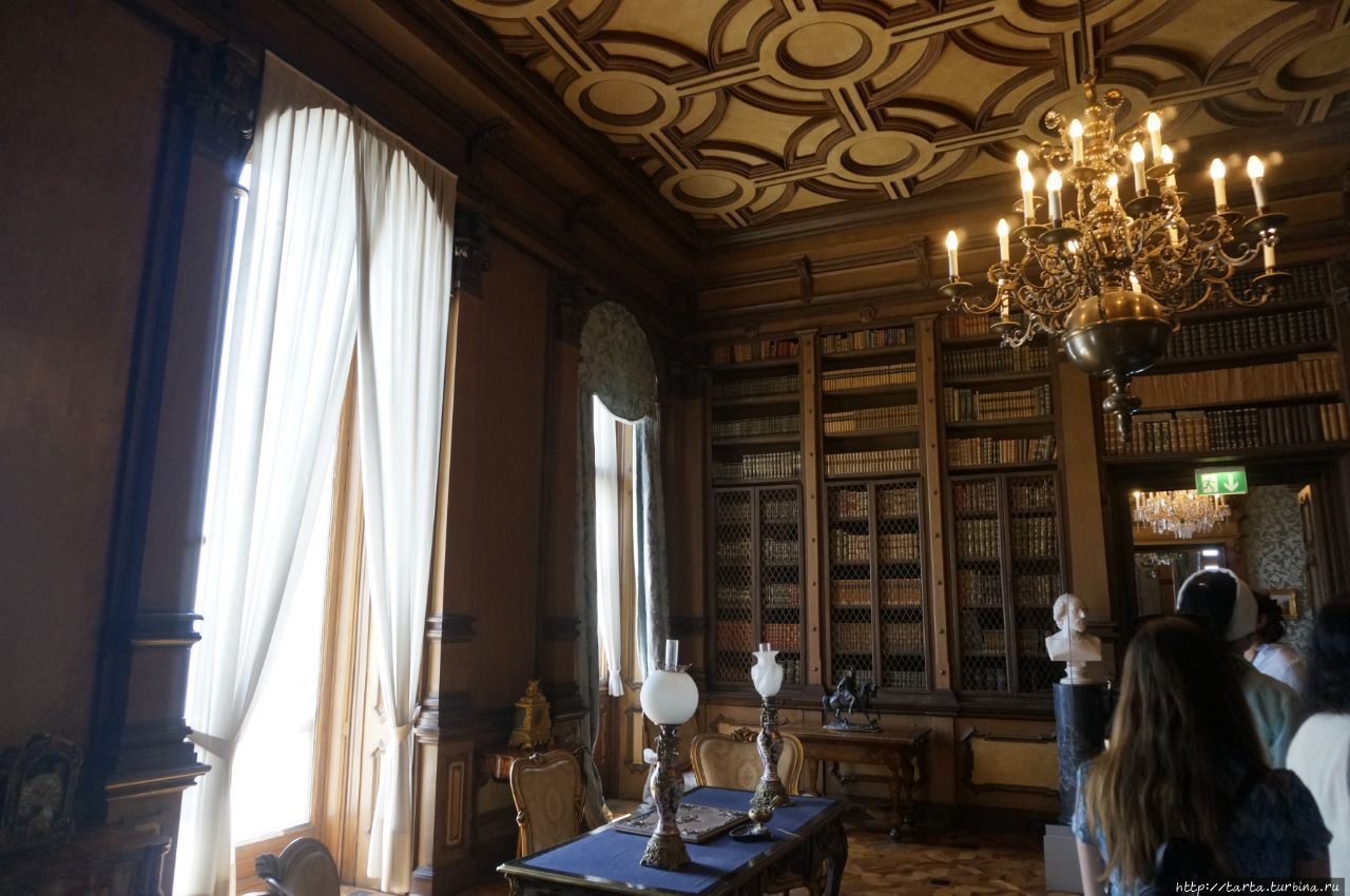 Замок Мирамаре Мирамаре, Италия