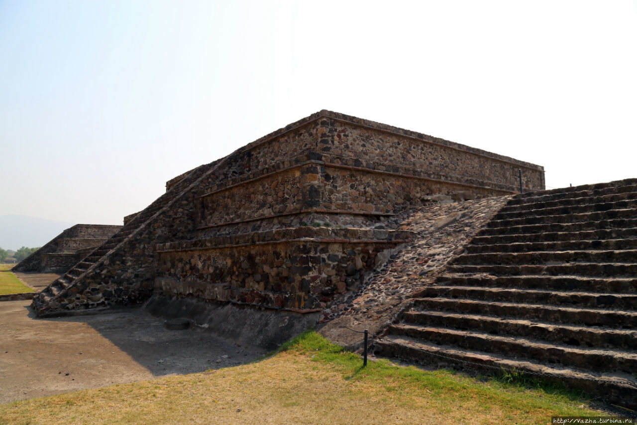 Пирамиды Теотиуакана. Первая часть Теотиуакан пре-испанский город тольтеков, Мексика