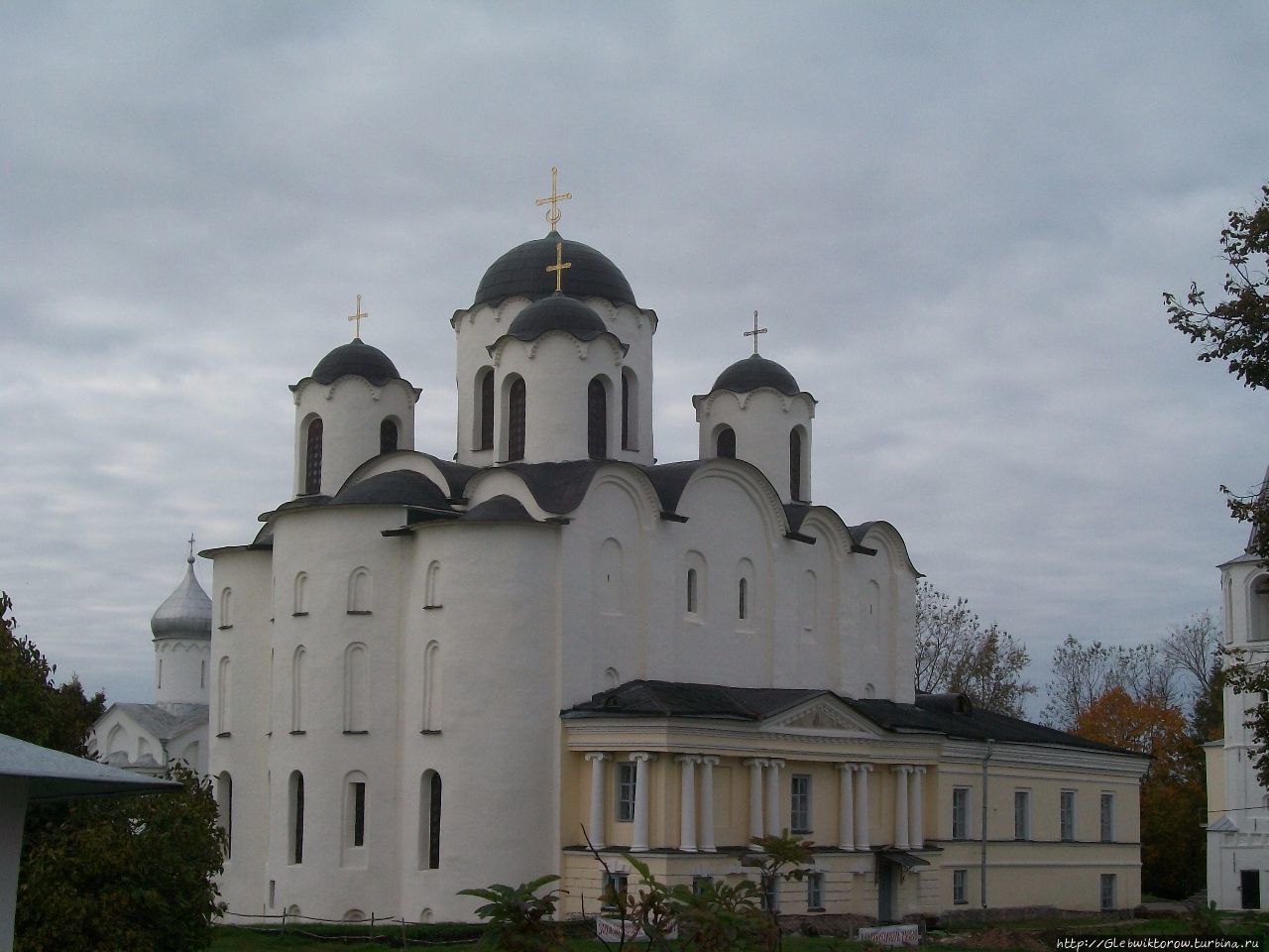 Церкви Ярославова Дворища в Великом Новгороде