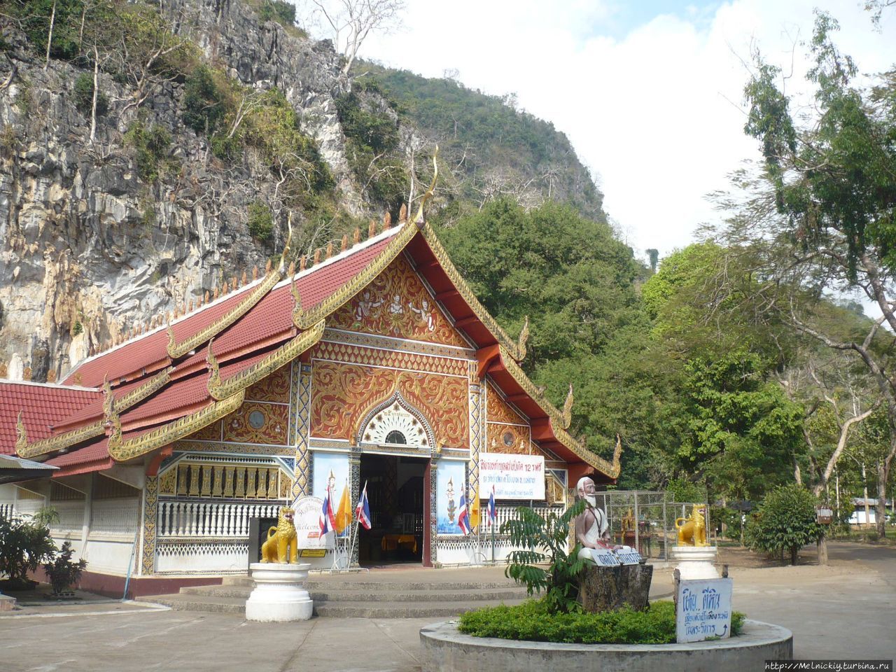 Пещерный храм Тхам Пла Мае-Сай, Таиланд