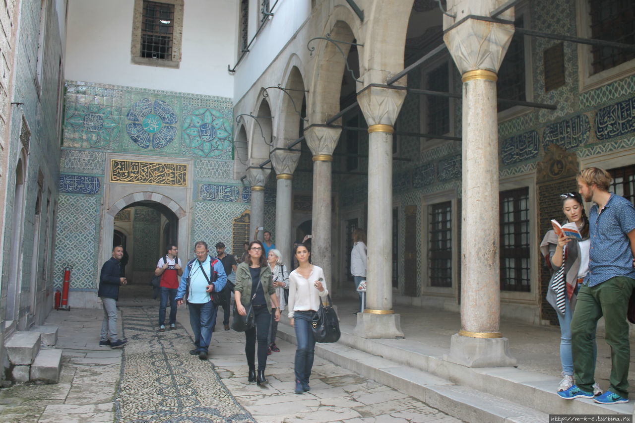 Дворец Топкапы. Пушечные ворота или Дворец Султанов Стамбул, Турция