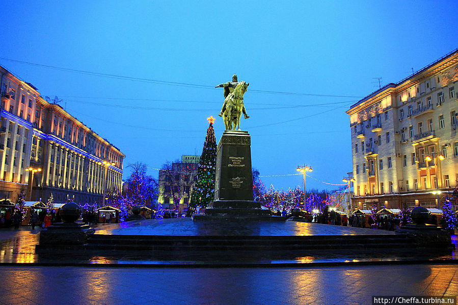 Вечер первого дня нового года. Центр Москва, Россия