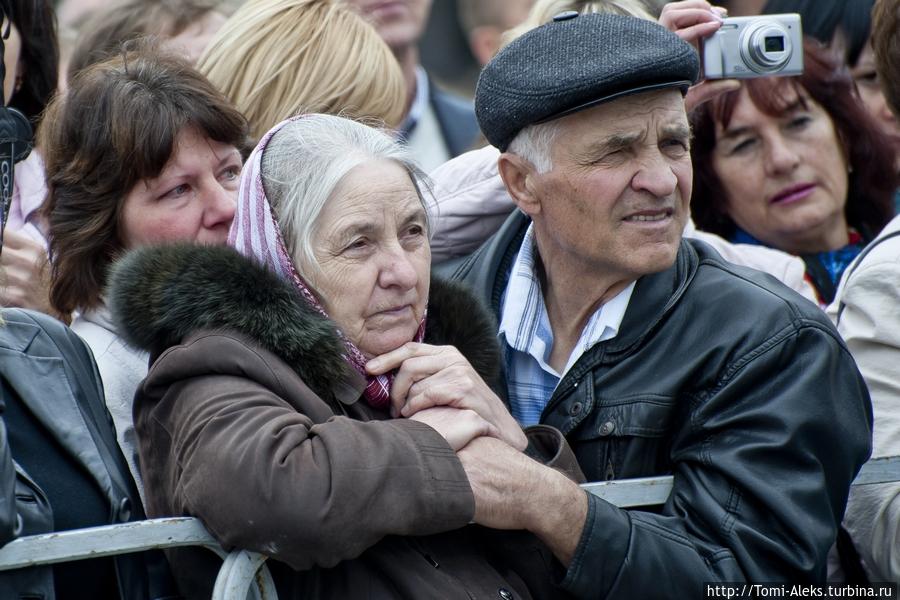 На брусчатке главной площади (Воронеж) Воронеж, Россия