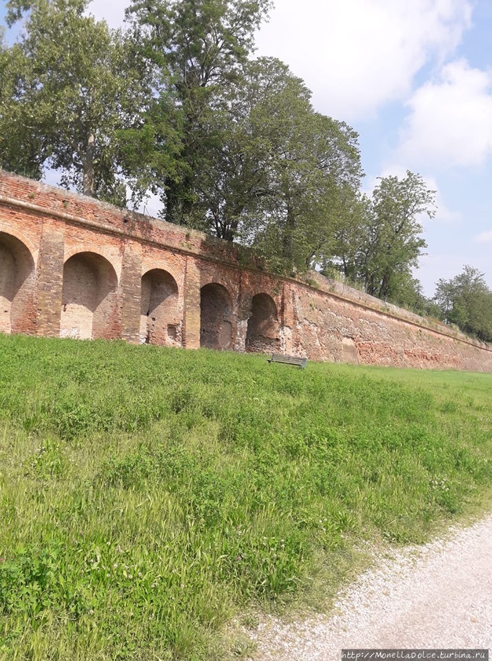 Исторический центр города Ferrara (UNESCO) Феррара, Италия