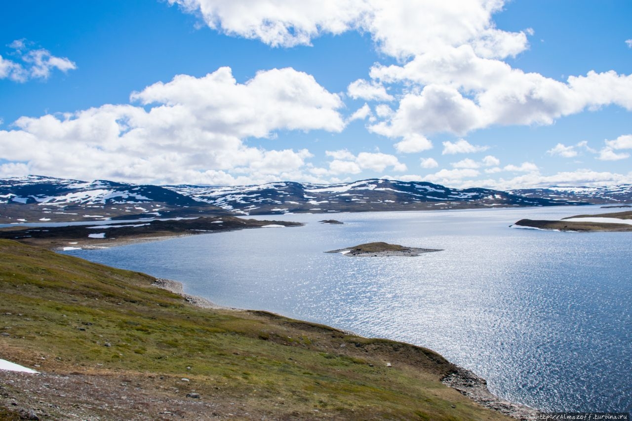 Озеро Гуоласъяври (Guolasjavri), Лапландия, Северная Норвегия. Кясиварси заповедник, Финляндия