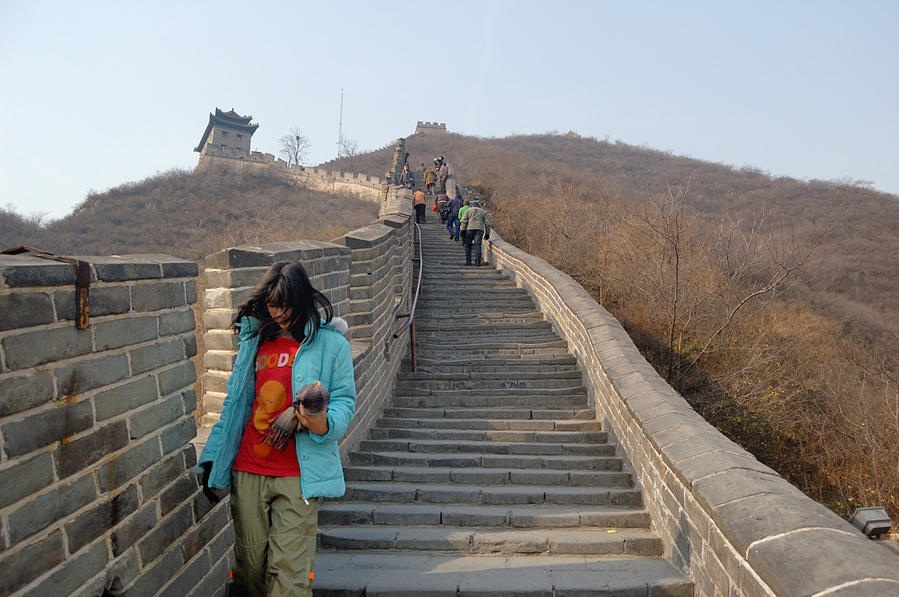 Но вот до самого верха добираются уже не все Цзюйюнгуань (Великая Стена), Китай