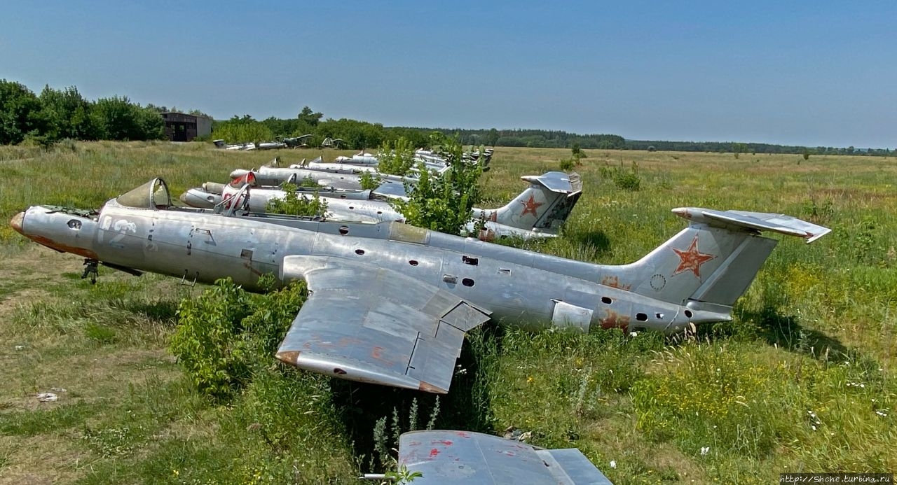 Старый аэродром ДОСААФ Волчанск, Украина