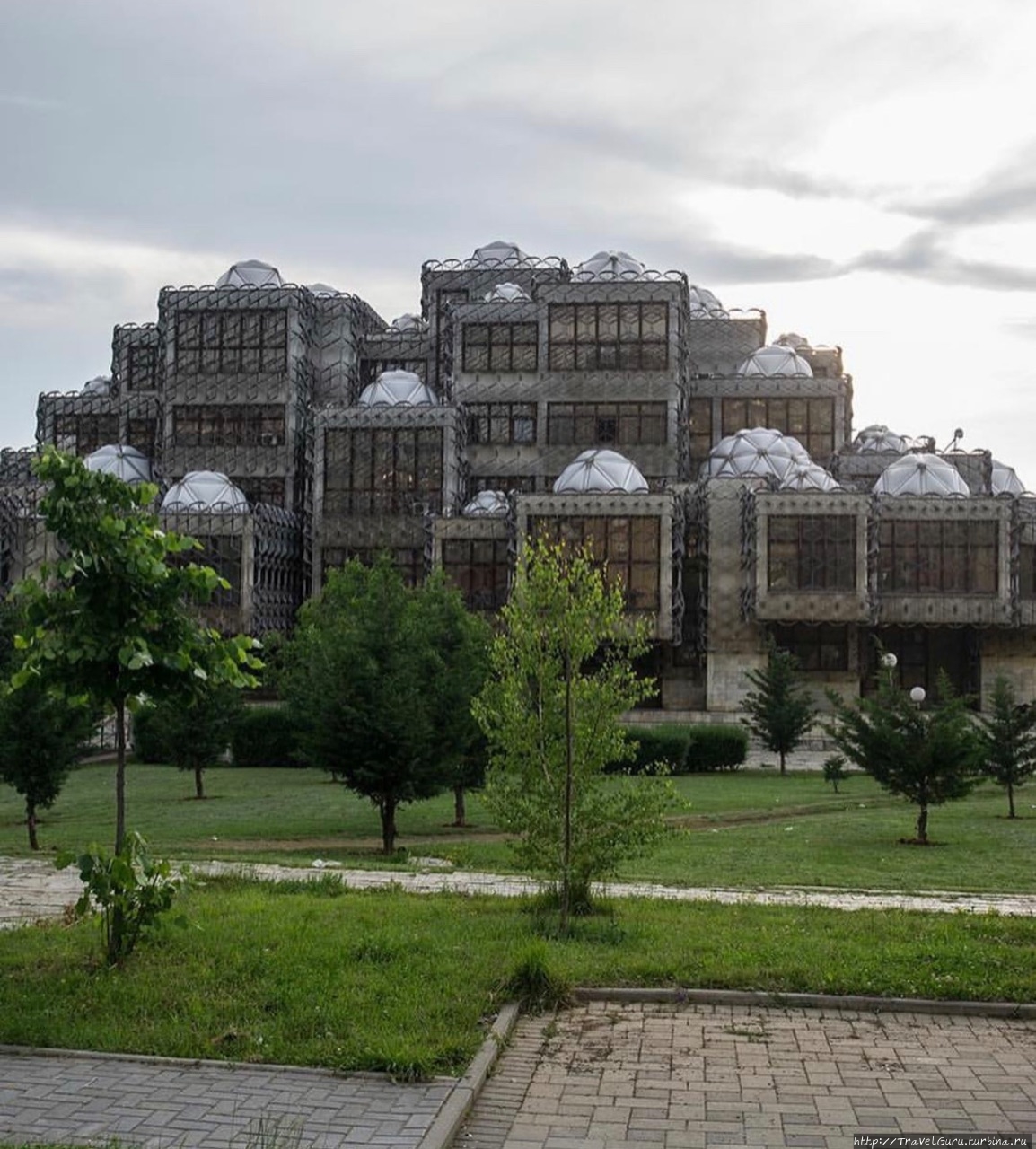 Национальная библиотека Косова им. Петера Богдани Приштина, Республика Косово