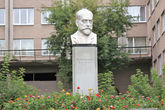 Памятник Чайковскому.