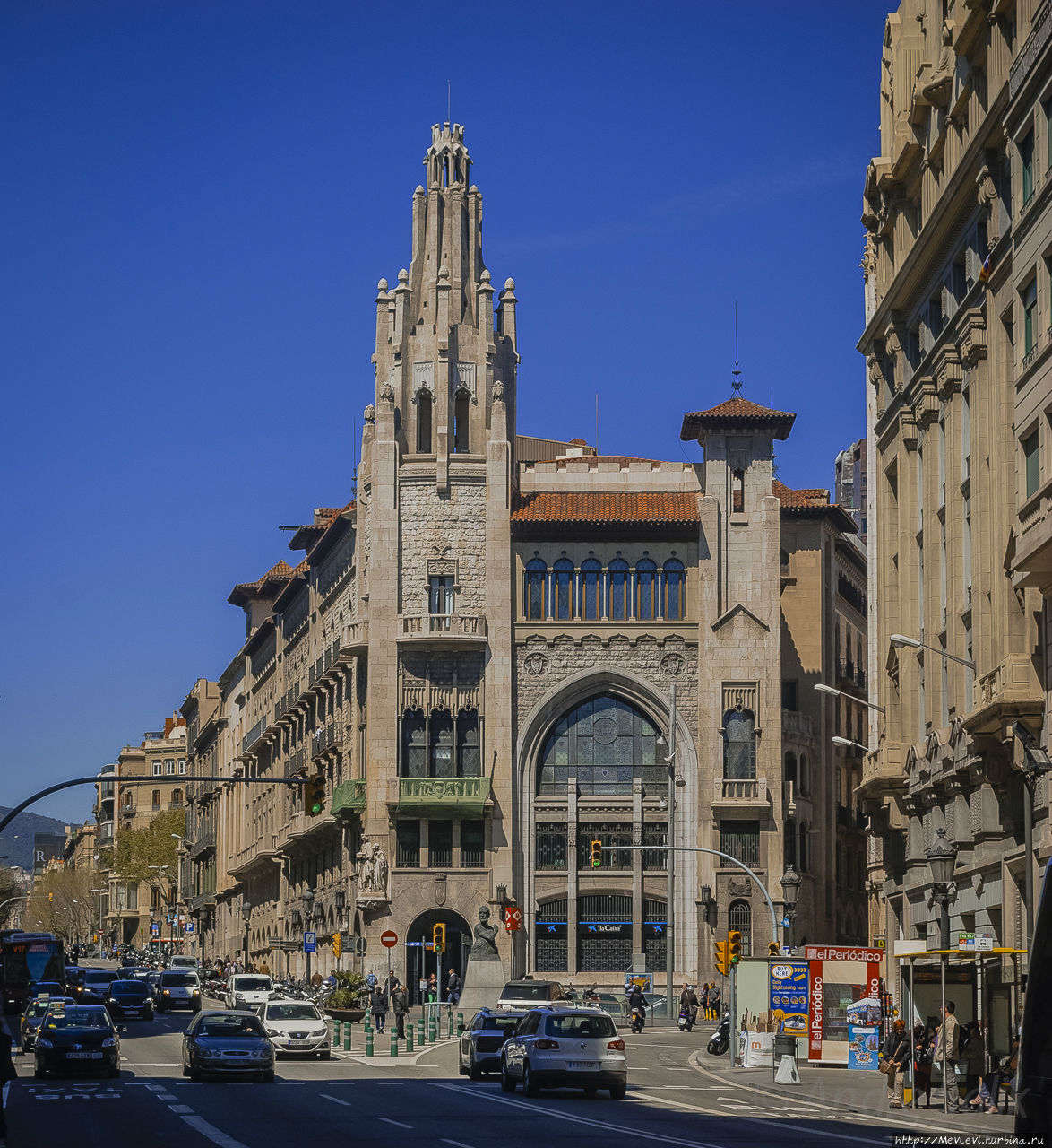 Апрельская зелёная Барселона Барселона, Испания