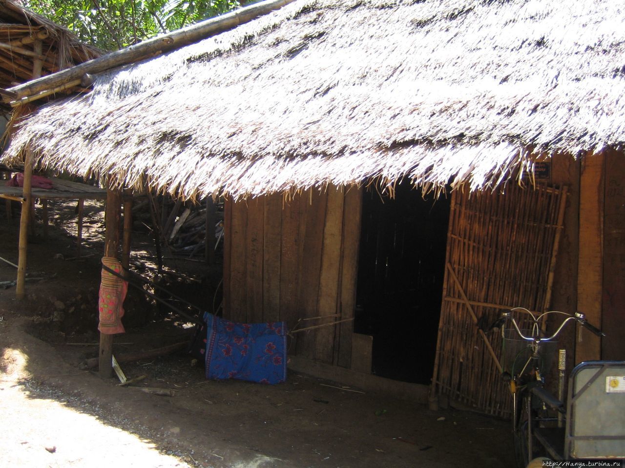 Деревня Бан Пханом