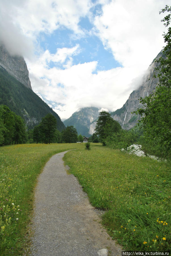 Прогулка по долине Лаутербрюннен Лаутербрюнен, Швейцария