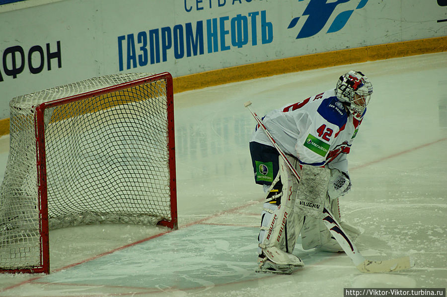 Авангард сильнее Льва Омск, Россия