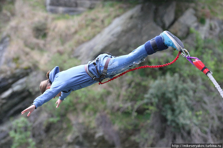First Bungy in the world Квинстаун, Новая Зеландия