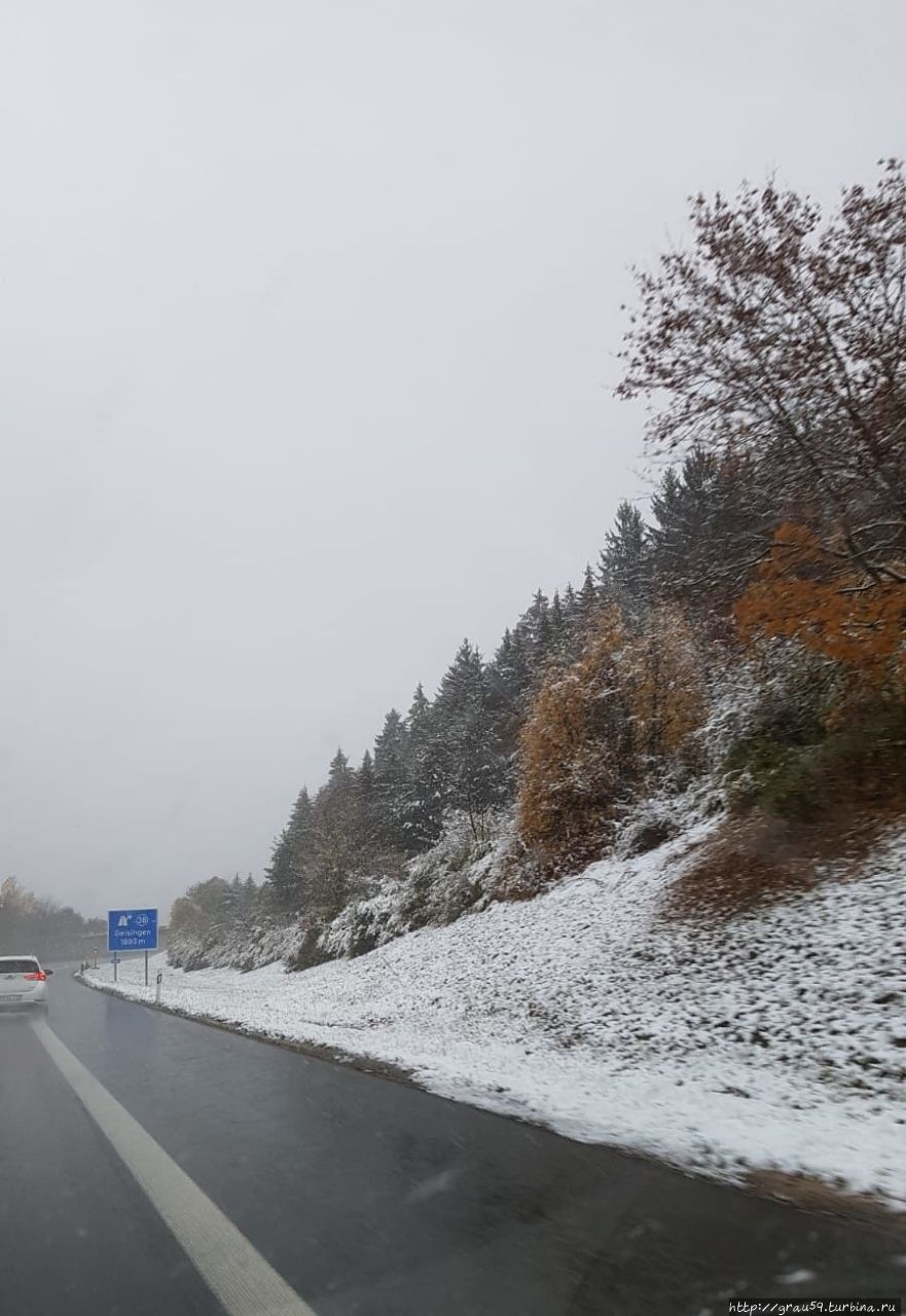 Первый снег в Баден-Вюртемберге Хёхеншванд, Германия