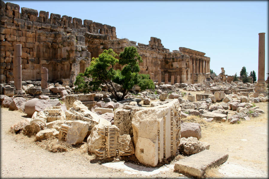 Баальбек — второй объект ЮНЕСКО в Ливане Баальбек (древний город), Ливан