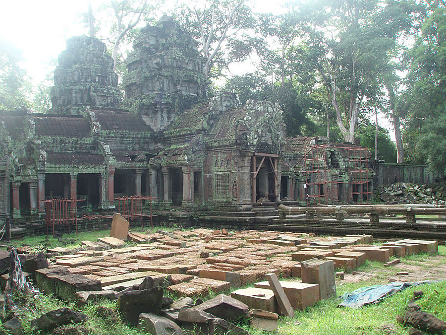 Та Прохм. Фантастика Ангкор (столица государства кхмеров), Камбоджа
