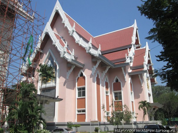 Пешком от дворца до национальной библиотеки Бангкок, Таиланд