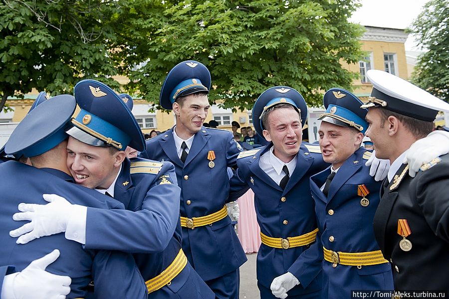 Ввс вва воронеж выпуск. ВУНЦ ВВС ВВА Воронеж. Курсанты ВУНЦ ВВС ВВА. Выпуск ВУНЦ 2022 Воронеж. ВУНЦ ВВС ВВА Воронеж 12 Факультет.