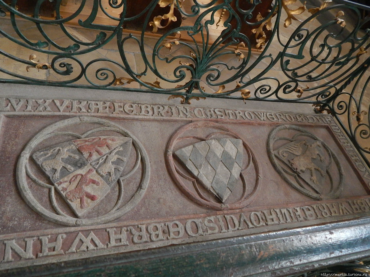 Монастырь святого Креста. Надгробная плита Марии Брабантской Донаувёрт, Германия