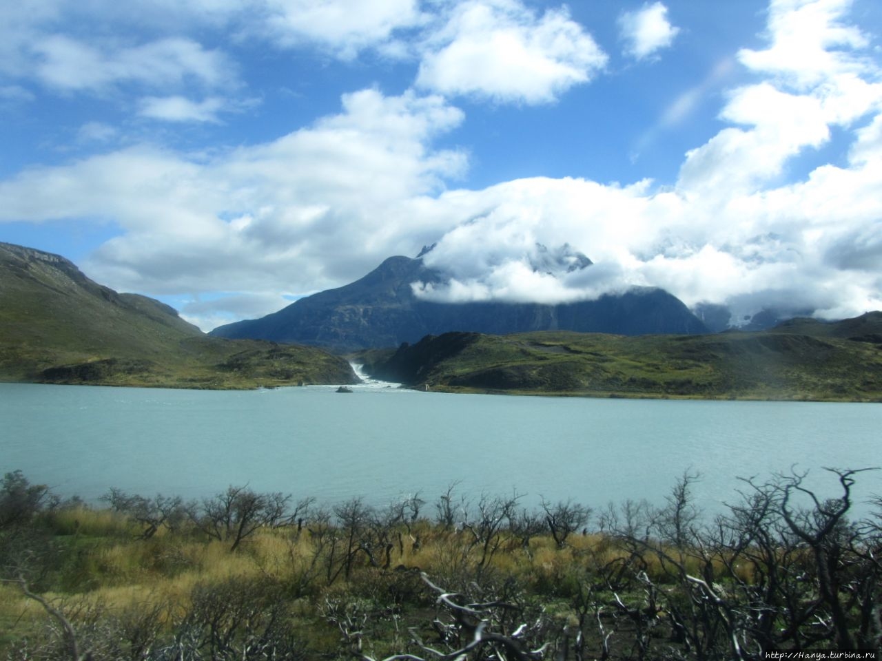 Озеро Пехоэ и отражение  гор в бирюзе его вод. Ч.87
