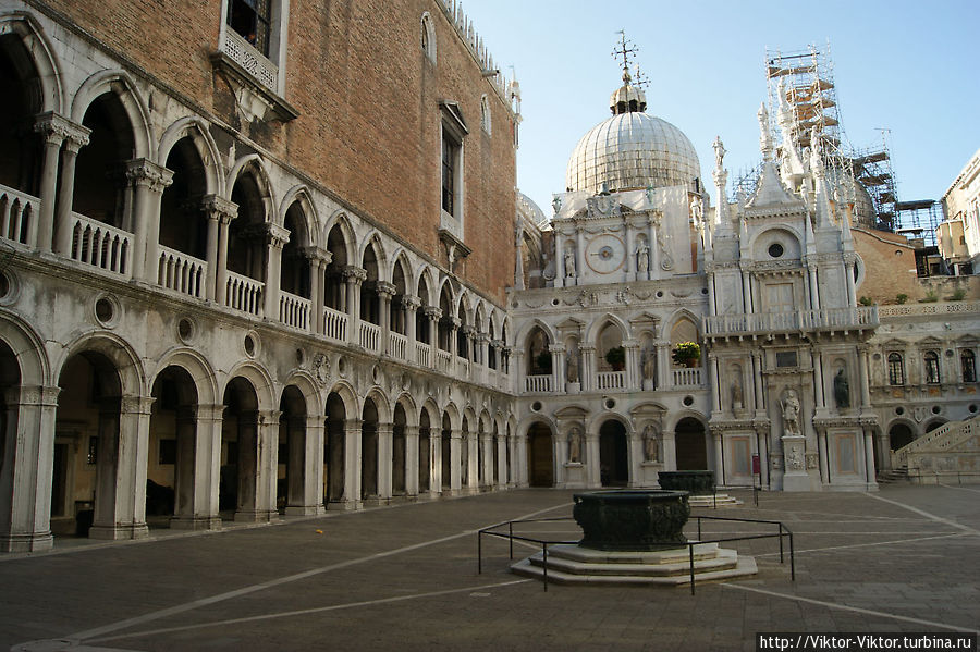Резиденция правителей Венеции – взгляд снаружи Венеция, Италия