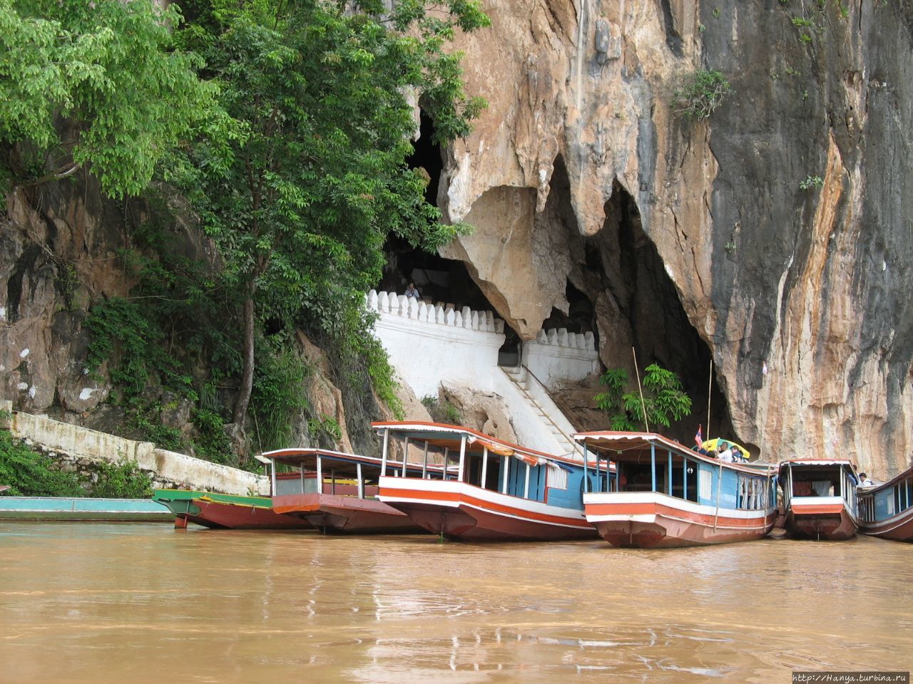 Пещеры Пак-У Луанг-Прабанг, Лаос