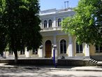 Здание бывшего дворянского собрания (из Интернета)
