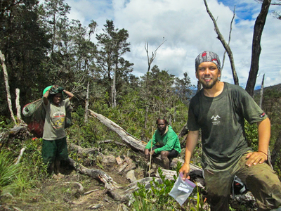 горный гид Андрей Гундарев (Алмазов) в Папуа