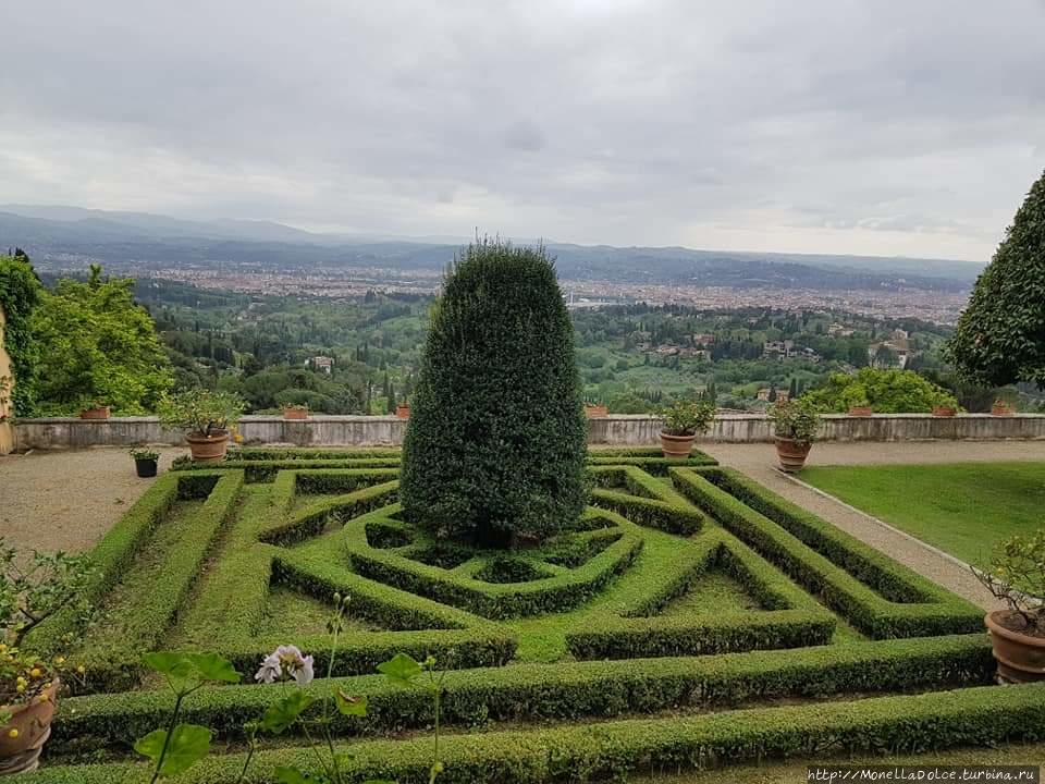 Дворец Villa medicea a Fiesole (UNESCO)