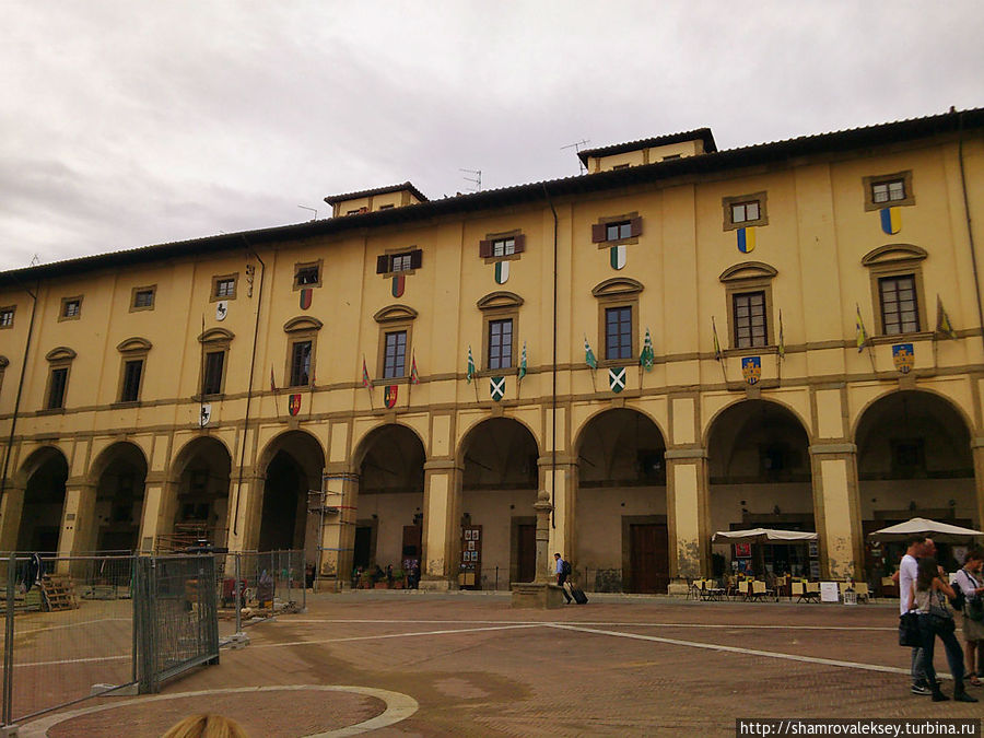 Ареццо. Пьяца Гранде Ареццо, Италия