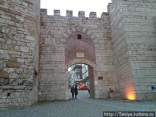 Bursa Kalesi – самая хорошо сохранившаяся часть крепости. Бурса, Турция