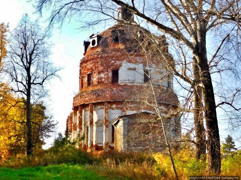 Церковь Святой Троицы Живоначальной / Church of the Holy Trinity Life-Giving