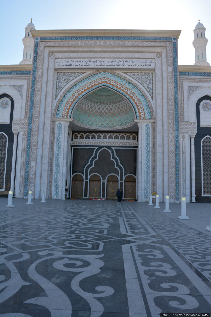 Звезда Востока - мечеть Хазрет Султан
