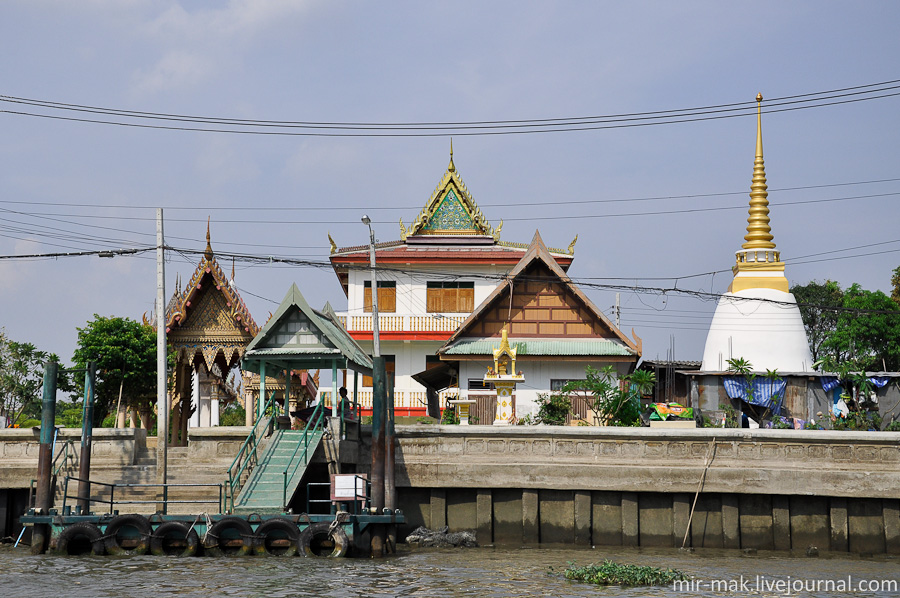 Храм со ступой. Бангкок, Таиланд