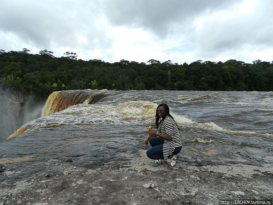 Дальние страны. Часть 3.  Водопад Кайетур Регион Потаро-Сипаруни, Гайана