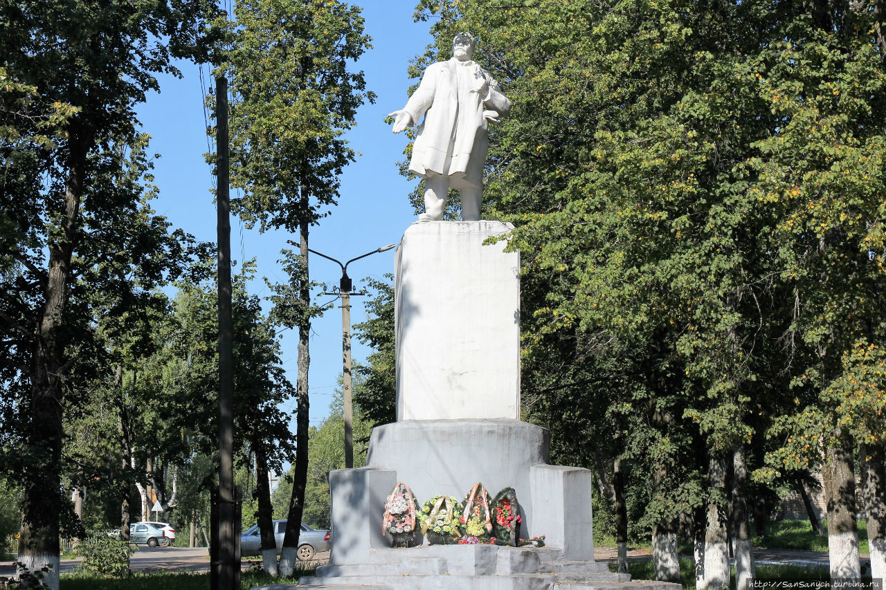 Памятник Ленину. Киров, Россия