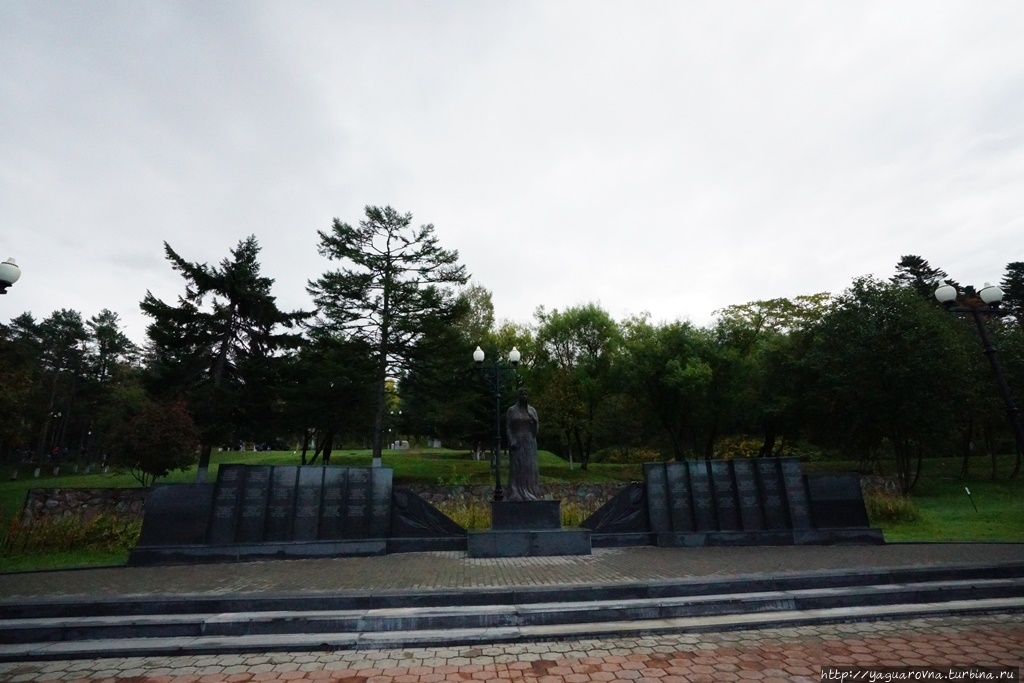 Мемориальный комплекс Площадь Славы Сахалина Южно-Сахалинск, Россия