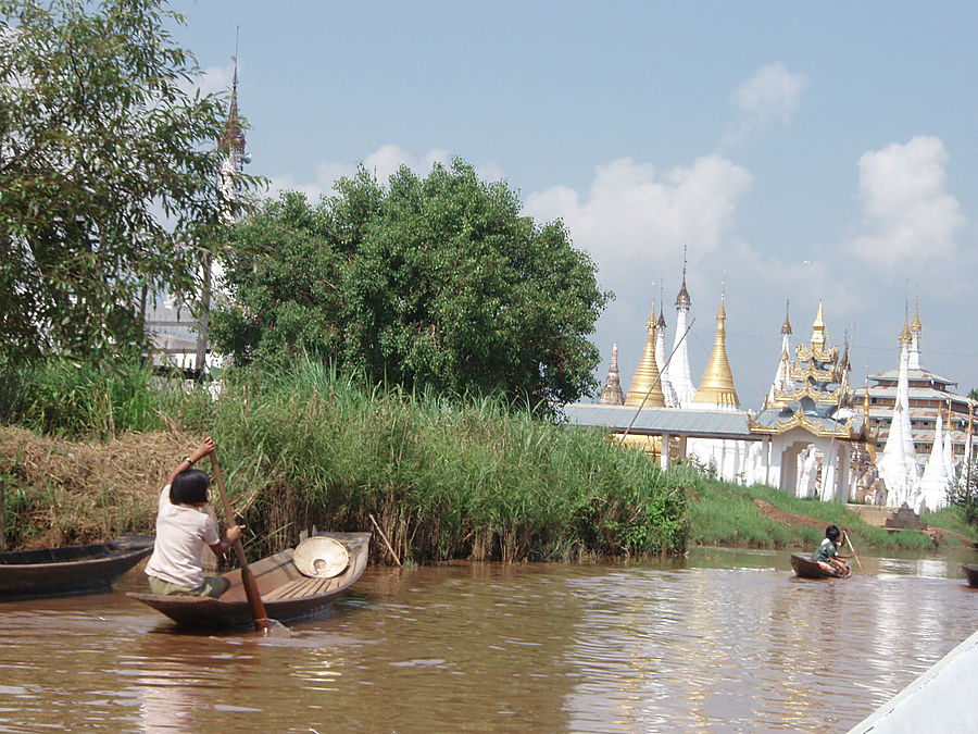 Озеро Инле. Безмятежность Озеро Инле, Мьянма