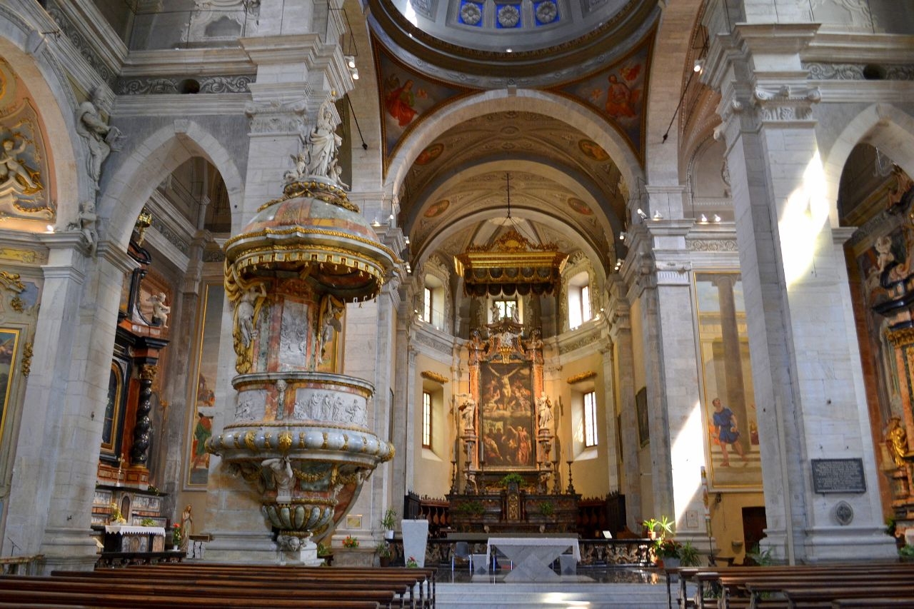 Коллегиальная церковь святых Петра и Стефана Беллинцона, Швейцария