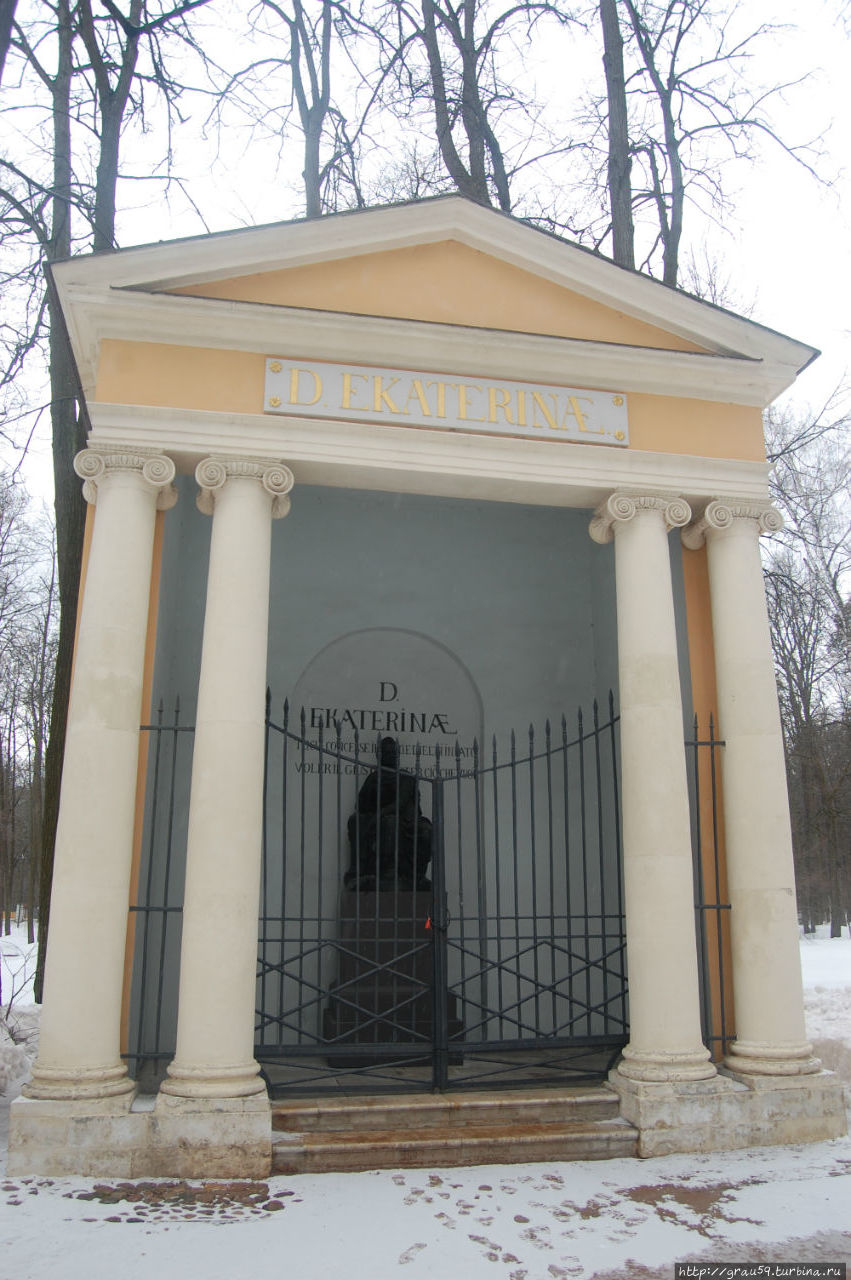 Храм-памятник Екатерине II / The temple-monument to Catherine II