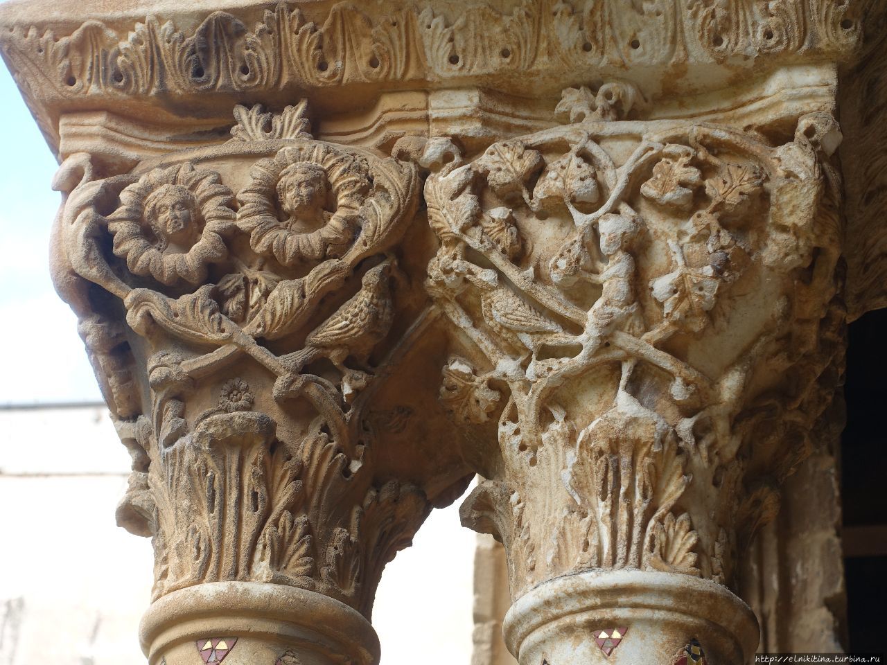 Пилястры полиуретан декомастер. Гипостильный зал древний египет рисунок. Атланты и кариатиды в архитектуре санкт-петербурга. Стойка колонны греческой схема. Усиление капителей колонн.