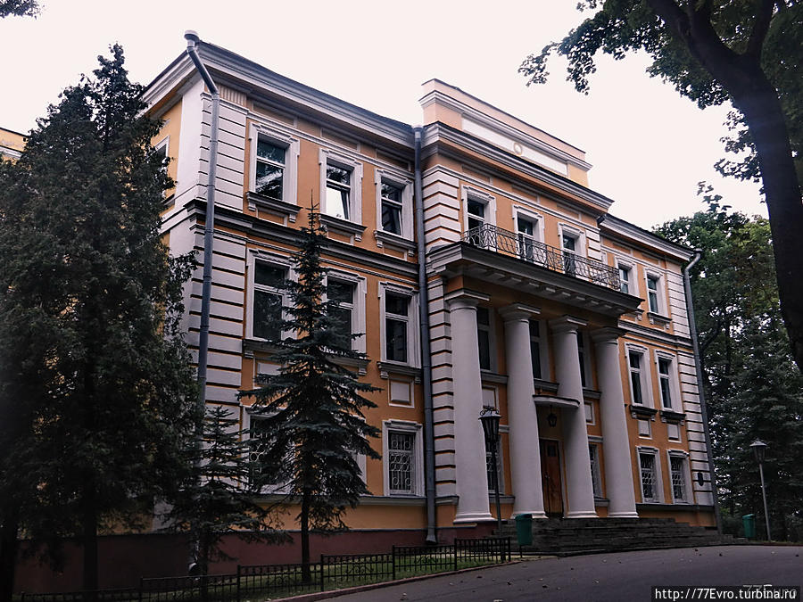 Бывший дворец губернатора Беларусь