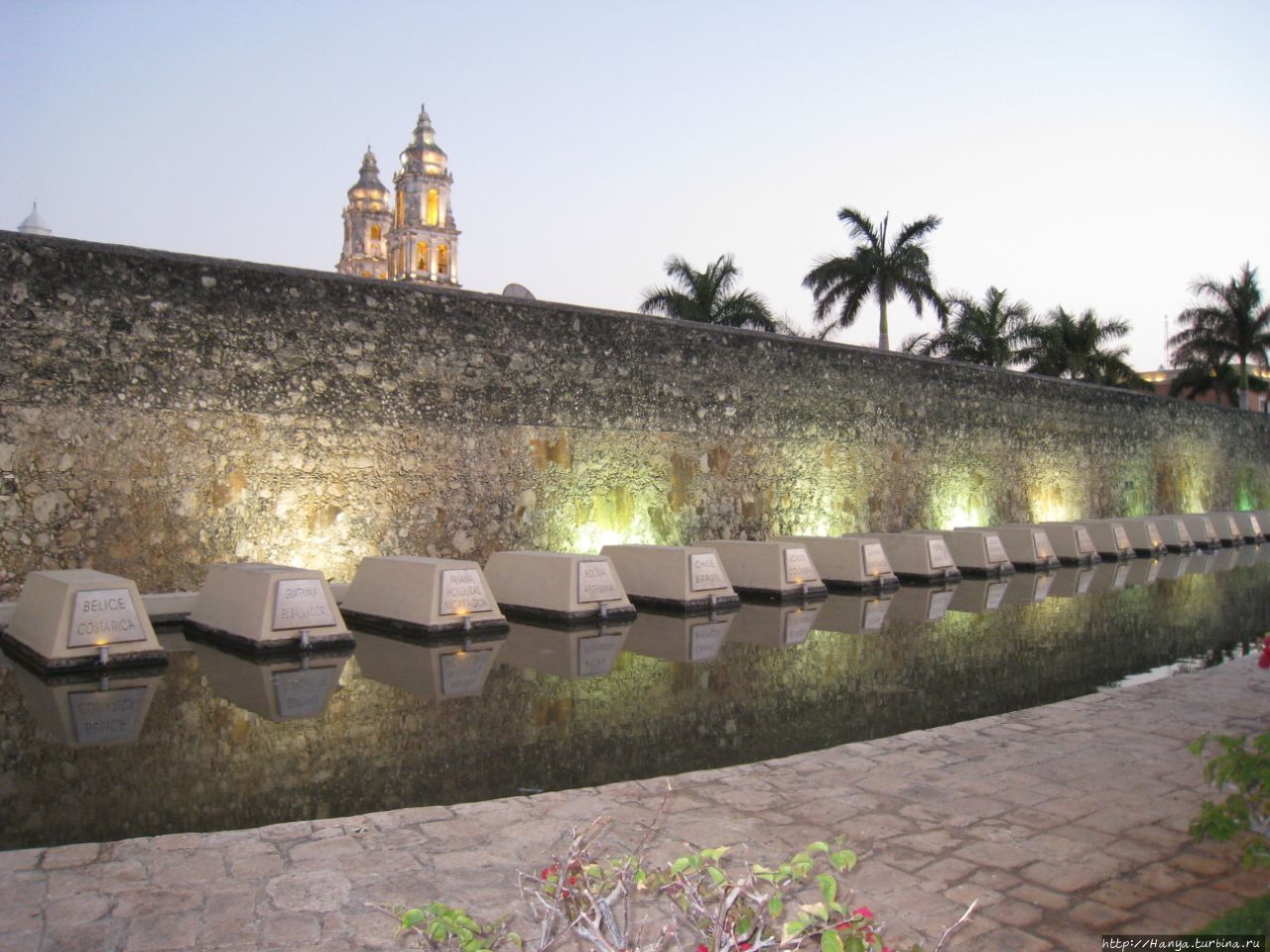 Старинная городская стена Murallas de Campeche Ч.98